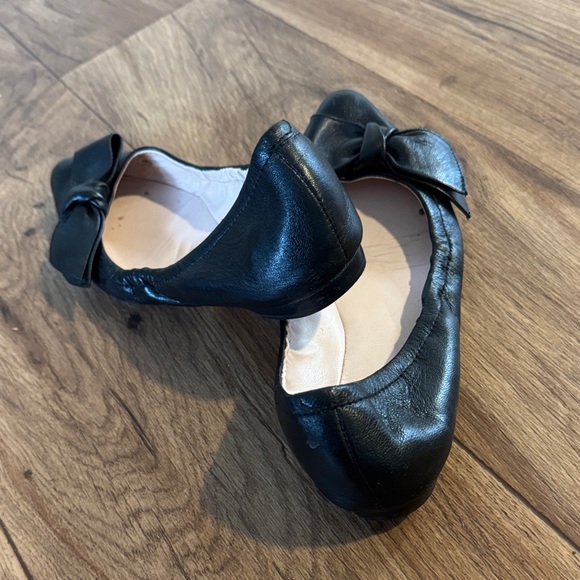 Kate Spade Black Bow Flats - Picture 2 of 3